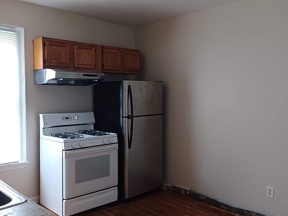 5th image of 5322 Main St APT A