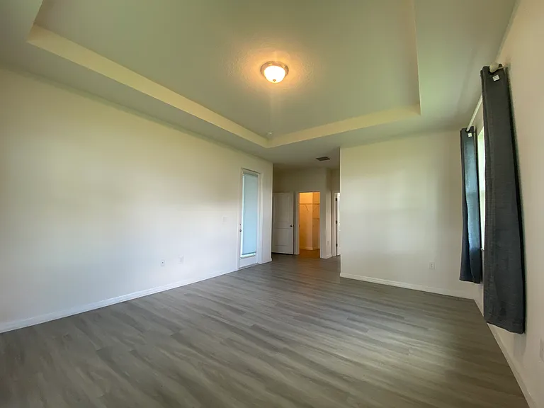 4261 SW 62nd Loop — Photo 9
