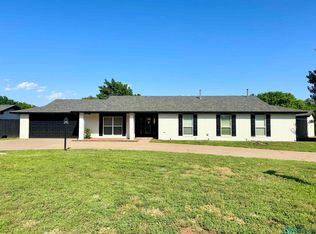 1901 Fairway Ter, Clovis, NM 88101