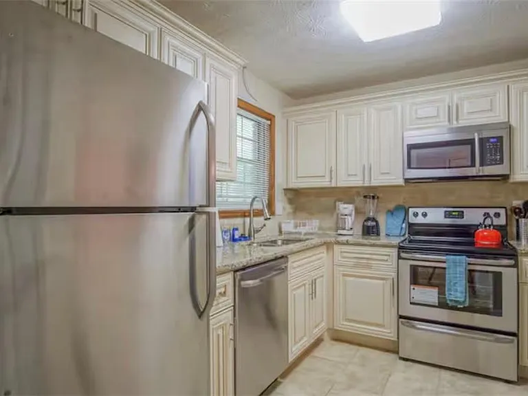 846 Park Pl NE — Photo 57