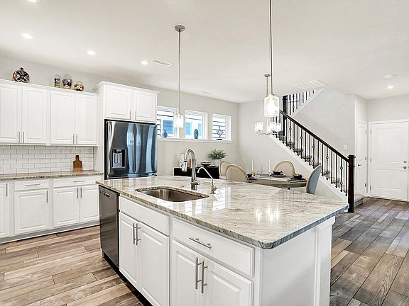 5th image of 17319 Henslow Dr