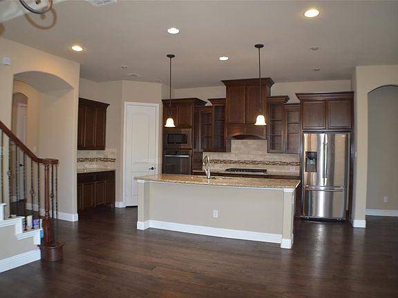 2nd image of 1813 Ryedale Dr