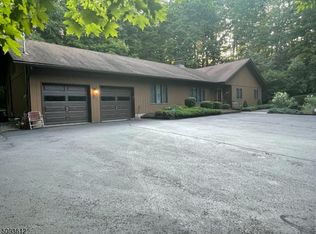 174 Mill Rd, Blairstown, NJ 07825