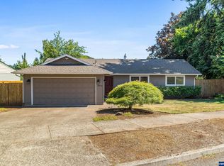 2074 Elmwood Dr S, Salem, OR