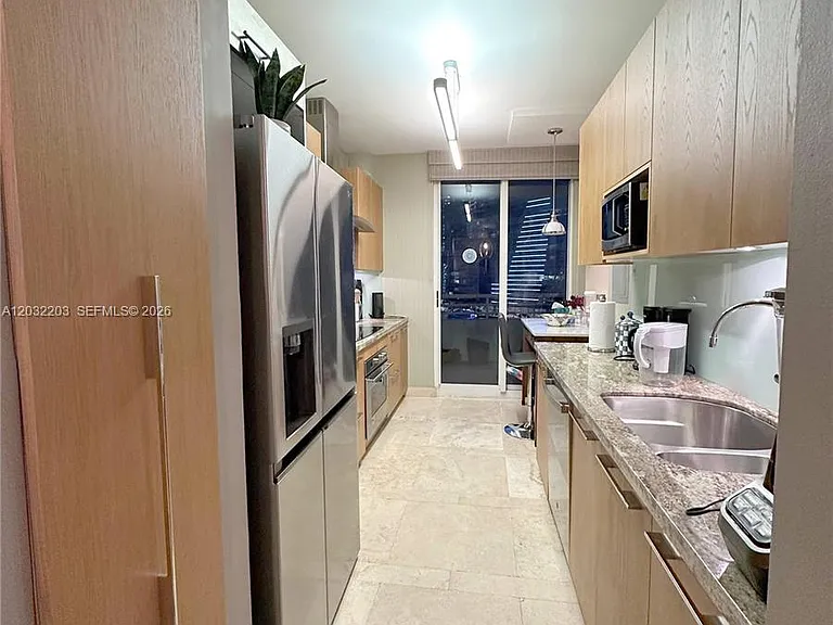 888 Brickell Key Dr #1004 — Photo 20