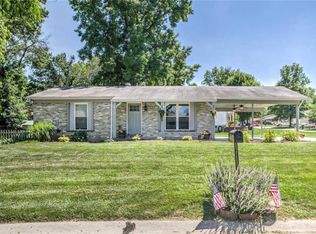 41 Four Winds Dr, Saint Peters, MO 63376