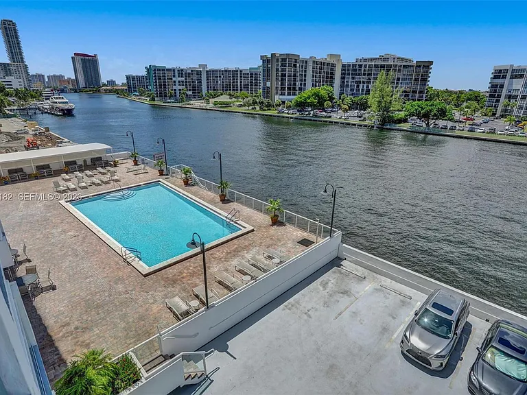 3000 S Ocean Dr #412-1 — Photo 26