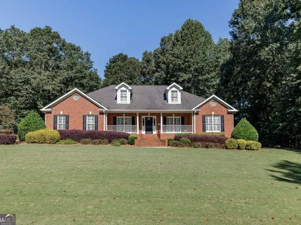 1101 Derby Ln, Bogart, GA 30622