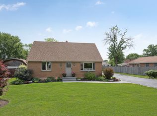 7935 S 88th Ave, Justice, IL 60458