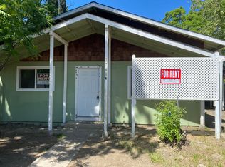3741 Manchester Ave, Clearlake, CA 95422