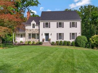 94 Sherwood Ln, Long Hill Twp., NJ 07980