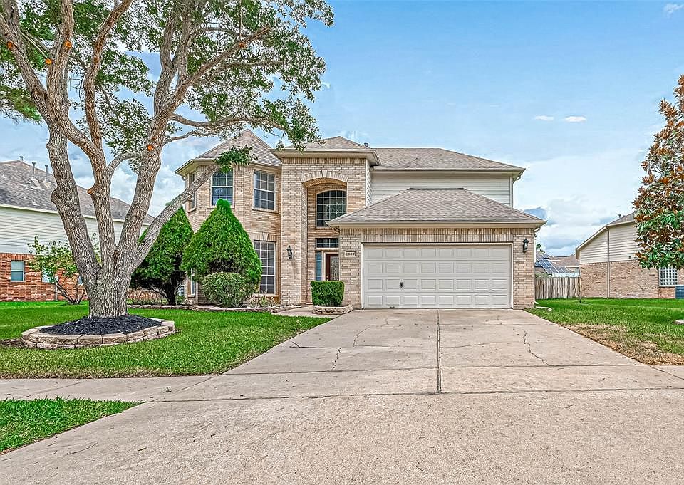 1st image of 1007 Riverchase Dr