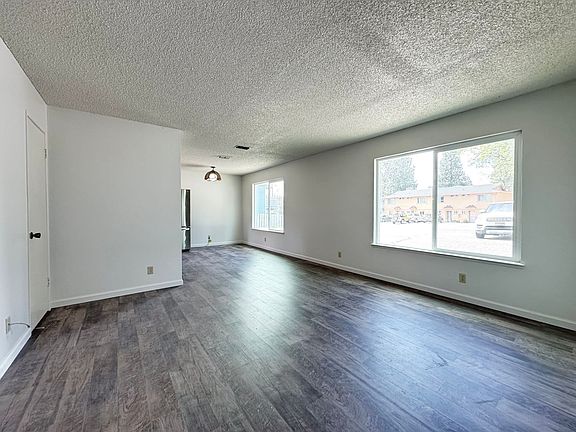 2nd image of 317 Northstar Pl APT C