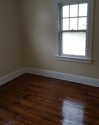 5th image of 4166 E 142nd St