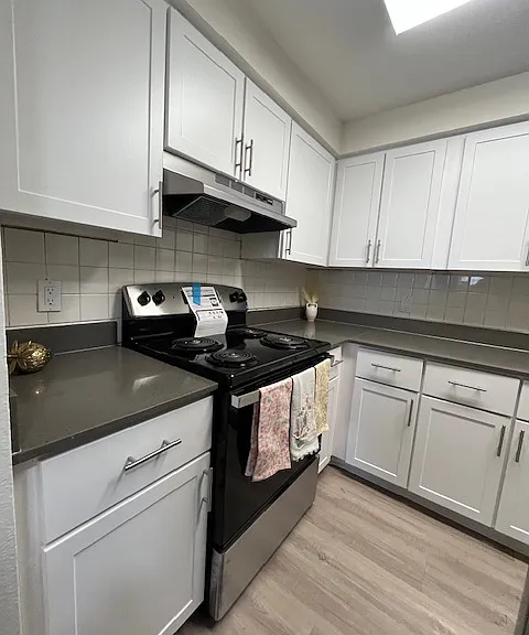 Orchard Glen Apartments — Photo 99