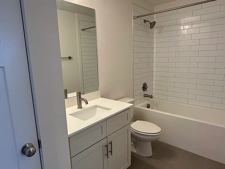 1633 54th Ave N #17 — Photo 14