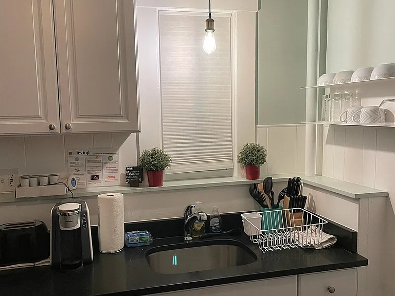1 Irving St #3 — Photo 4