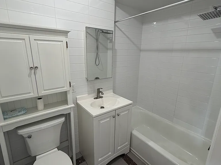 1739 Stillwell Ave #B — Photo 10