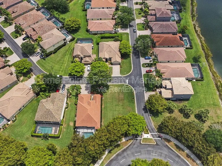 13800 Farnese Dr — Photo 37