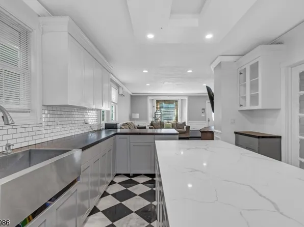 107 Caldwell Ave, Paterson City, NJ 07501