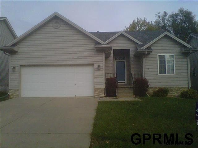 1st image of 3029 S 35th Ave