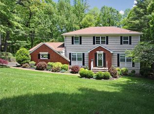 418 Rolling Rock Rd, Springfield, NJ 07081