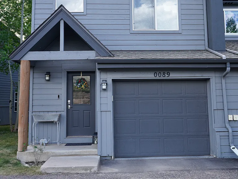 End Unit Townhouse