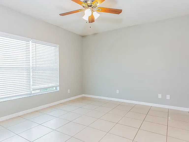 3445 Brant St — Photo 7