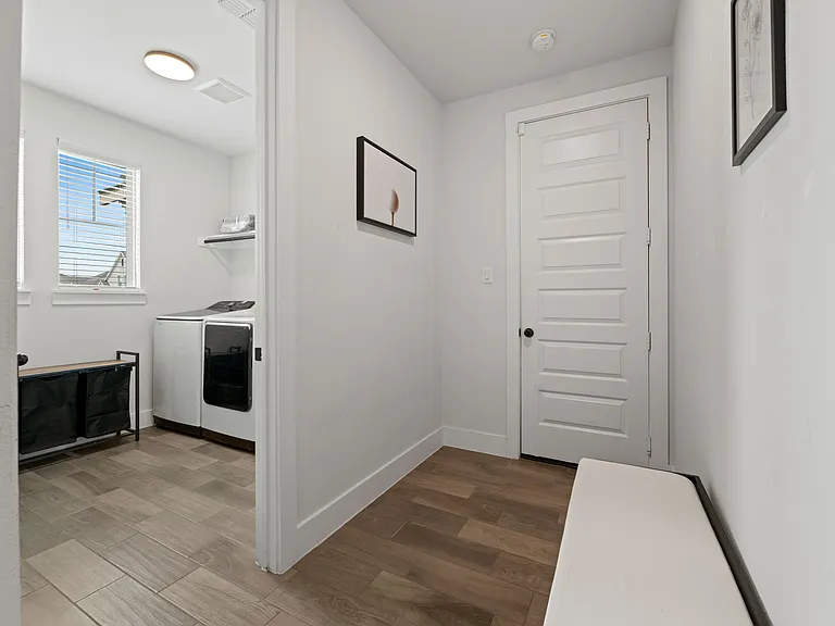 801 Lake Cove Dr — Photo 18