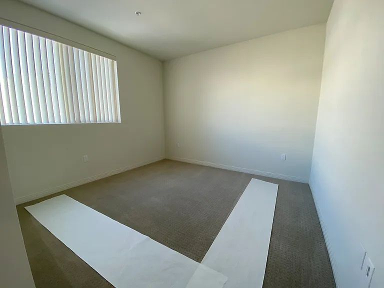 Aura NoHo Luxury Apartments — Photo 23