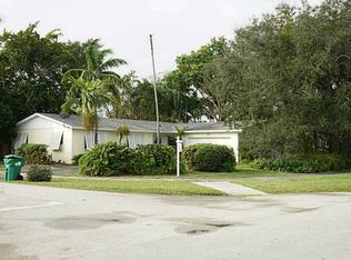 10380 SW 96th St, Miami, FL 33176