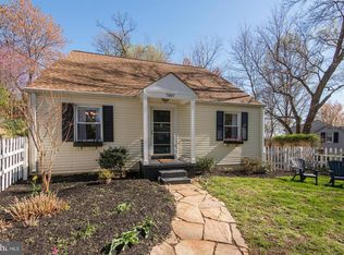 7007 Grove Rd, Alexandria, VA 22306