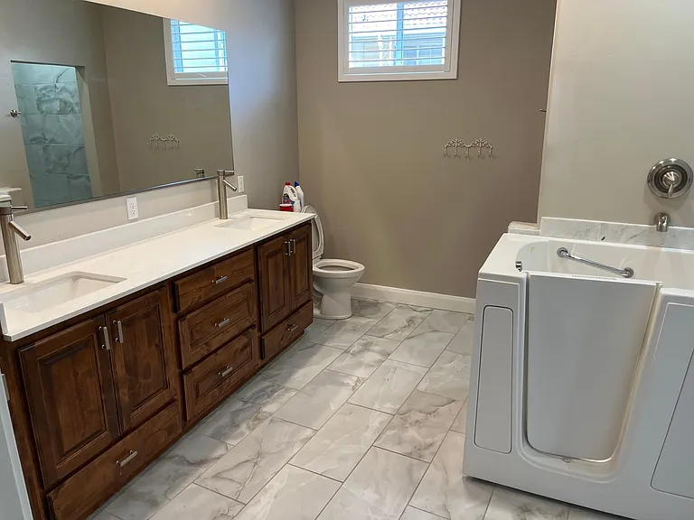 2044 Sherman Rd — Photo 16