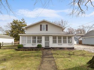 1944 Ashcroft Dr, Oregon, OH 43616