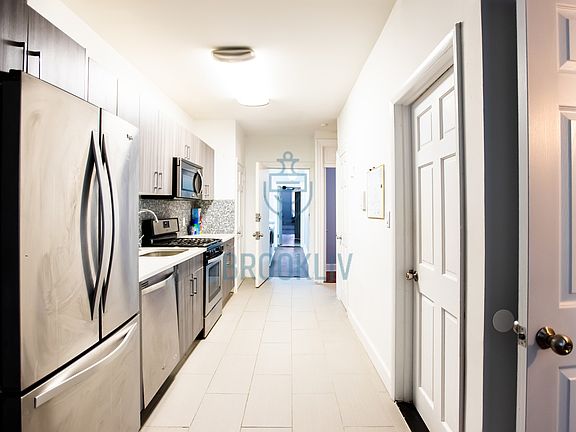 2nd image of 24 Lefferts Ave #B2