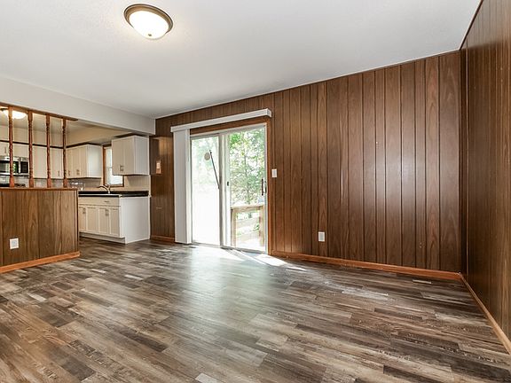 5th image of 16421 E 29th Ter S