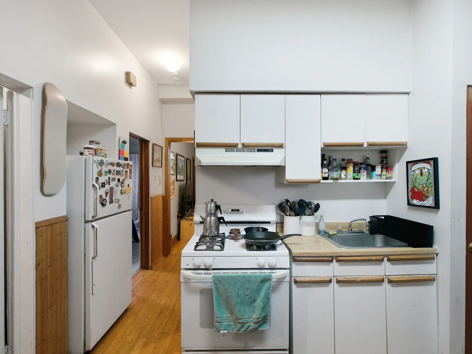 2 bed, 1.0 bath, $2,700 — Photo 4