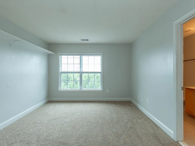 391 Sheerer Dr — Photo 37
