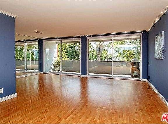 5th image of 4915 Tyrone Ave APT 233