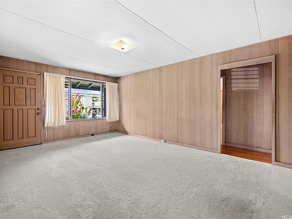 3rd image of 1018 2nd Ave