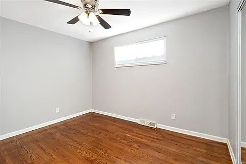 5th image of 3933 Illinois Ave
