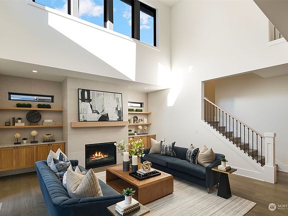 3rd image of 1623 106th Avenue SE