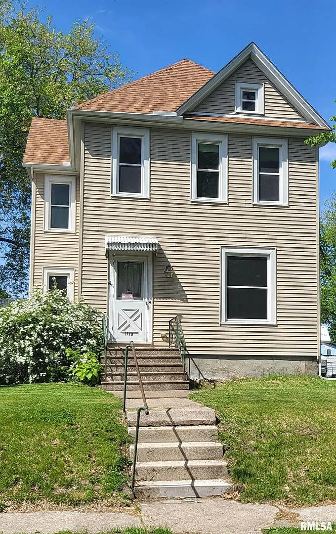 1110 W 13th St photo 1