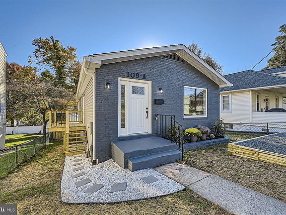 2nd image of 109 Elm Ave