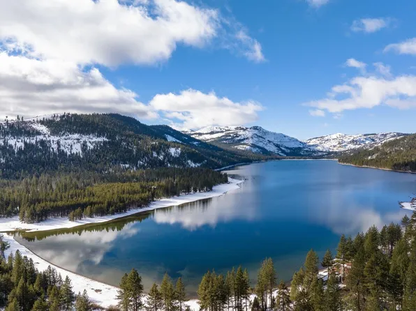 12811 Sierra Dr, Truckee, CA 96161