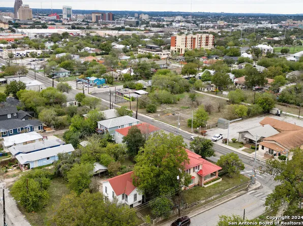 1730 E Houston St, San Antonio, TX 78202