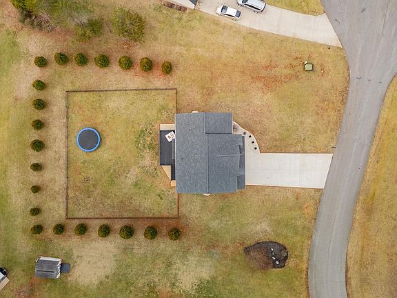2nd image of 1026 McKeever Ln