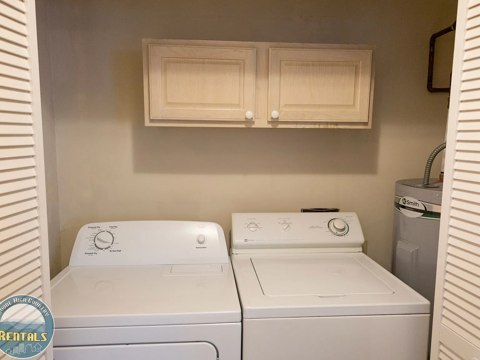 Boone Creek Apartments - 2bd/2ba: Centrally Located! Walk to AppalCART! Parking Included — Photo 4