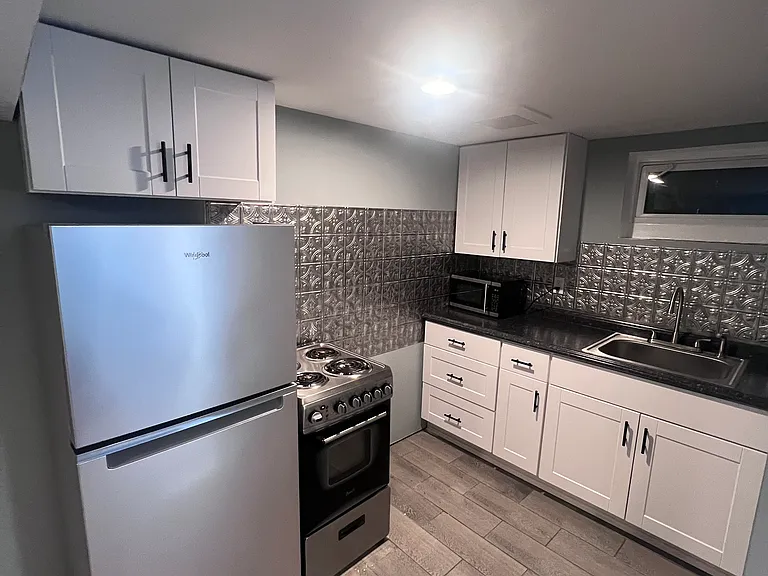 121 Saint Charles St #1 — Photo 6
