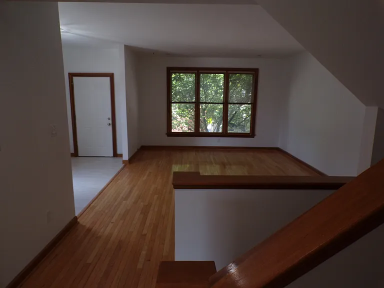 79 Wilber Ave — Photo 17